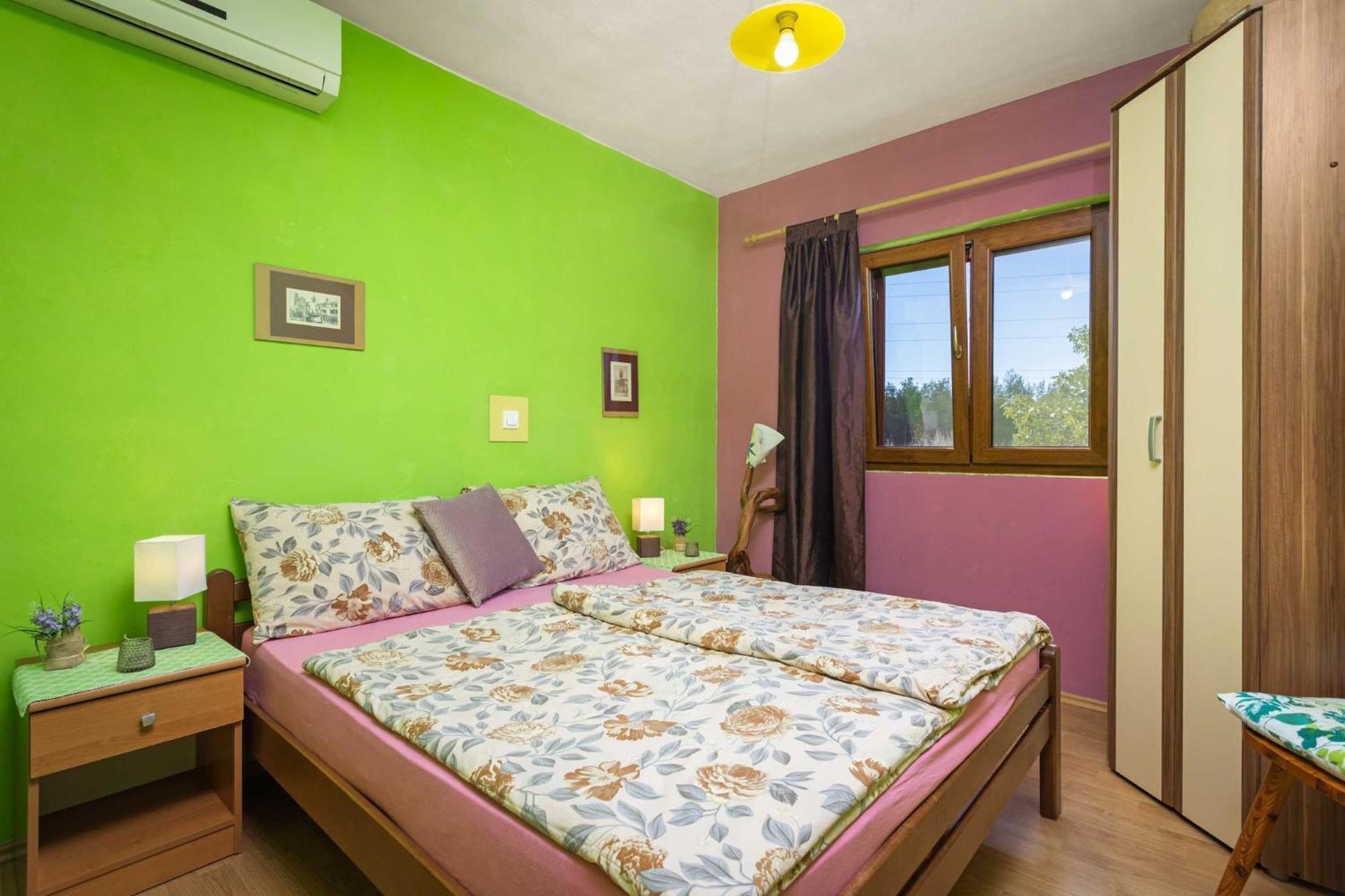 Holiday Home Pina พูลา ภายนอก รูปภาพ